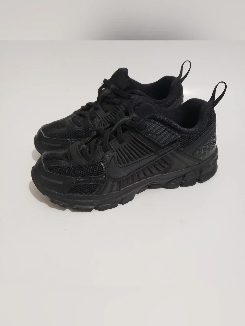 Nike Vomero 5 PS Triple Black Kids Size 2.5Y Running Shoes HF6999-007 Well Kept